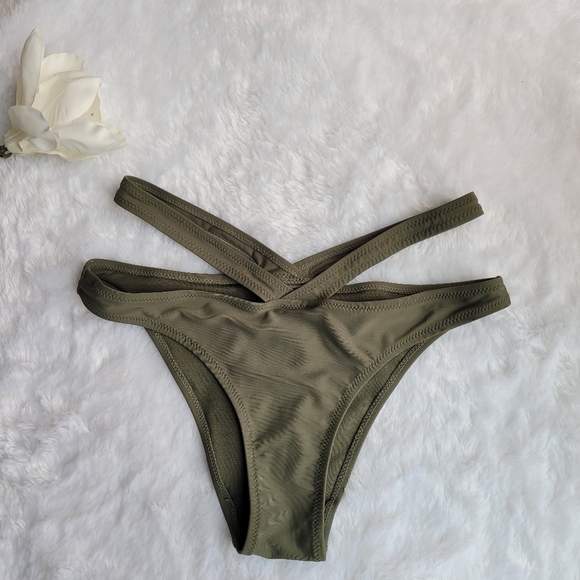 SHEIN Cut Front Bustier Bikini Set - Picture 5 of 8